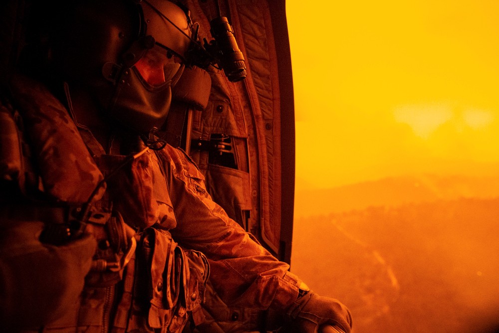 2020-01-06t071142z-1233509815-rc27ae9wiirb-rtrmadp-3-australia-bushfires-corporal-nicole-dorrett-via-reuters